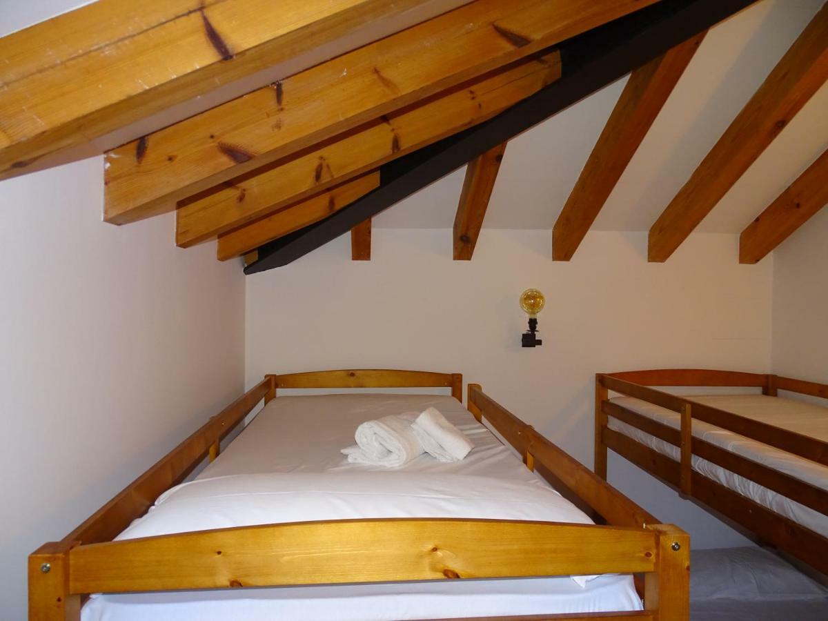 Castro Urdiales - La Vieja Estacion - Cerca De Bilbao Guest House Bagian luar foto